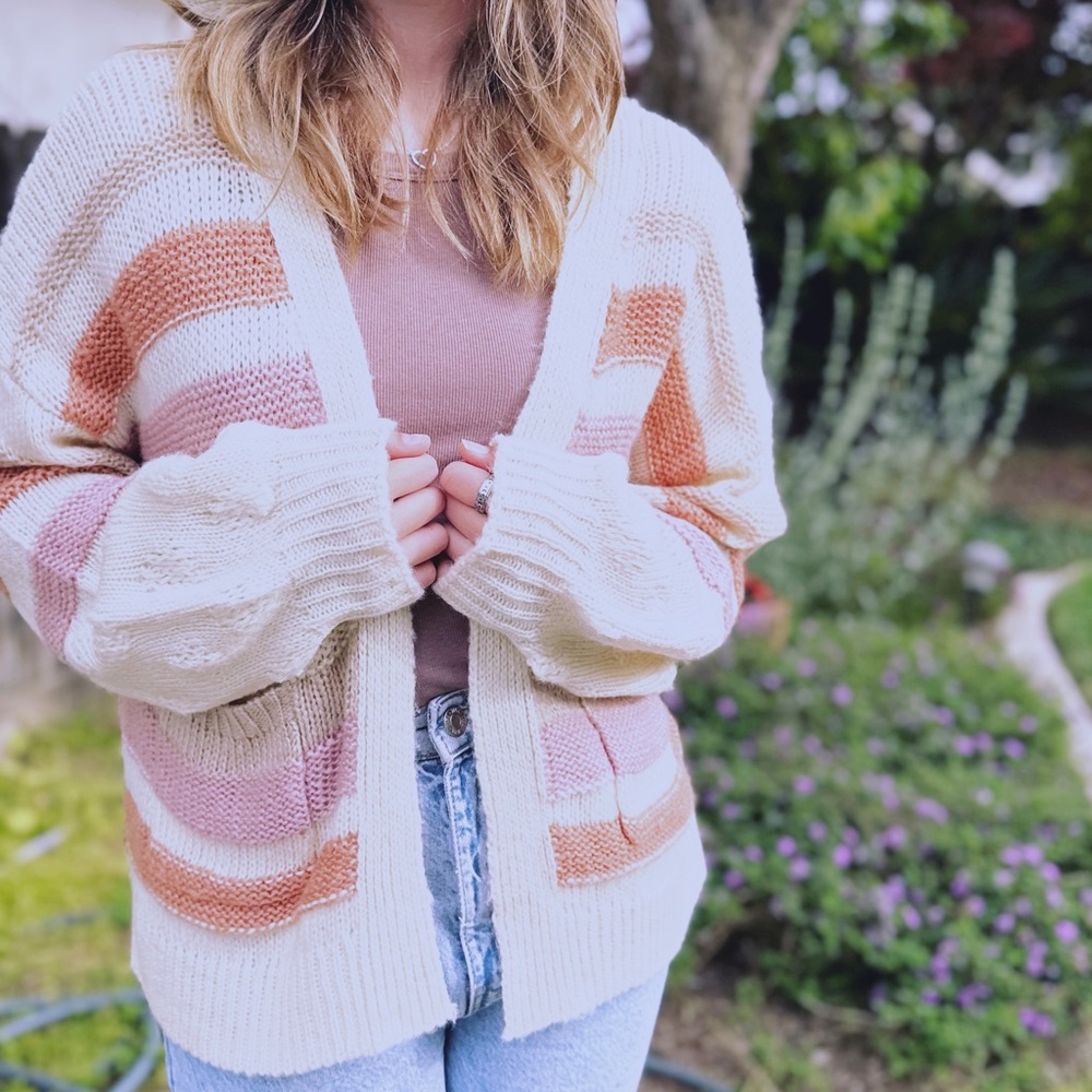 LOVERICHE L XL Small Shop Boutique Boho Pastel Rainbow Ivory Knit Open Cardigan